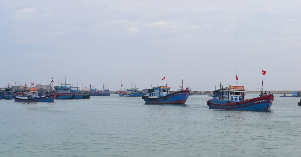 Quảng Ngãi vận động đưa 13 ngư dân Lý Sơn đi cách ly tập trung